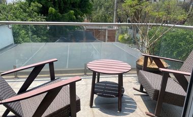 Casa en renta en Circuito Novelistas, entre zona azul y periferico