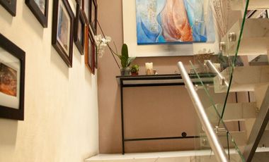 Casa en renta en Circuito Novelistas, entre zona azul y periferico
