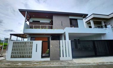 ₱17.5 M MODERN CORNER LOT HOME WITH POOL FOR SALE!