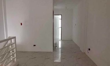 4 bedroom House and lot for Sale in Fortune Marikina near C&B MALL along Champaca