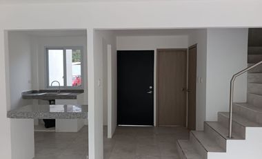 Casa de alquiler en la Urbanización Bonavila, km 16 Vía a Daule.