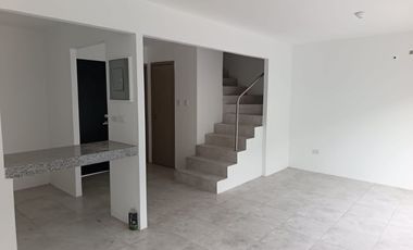 Casa de alquiler en la Urbanización Bonavila, km 16 Vía a Daule.