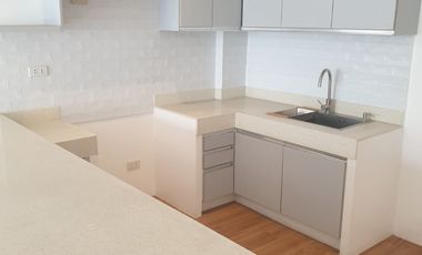 FOR SALE Townhouse located at Brgy. Don Manuel, Sta Mesa Heights, Quezon City