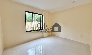 Unfurnished 4 Bedroom House in Mactan Tropics for Sale