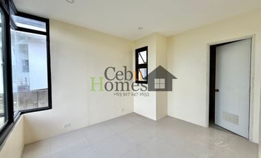 Unfurnished 4 Bedroom House in Mactan Tropics for Sale