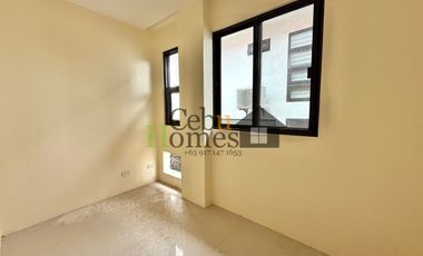 Unfurnished 4 Bedroom House in Mactan Tropics for Sale