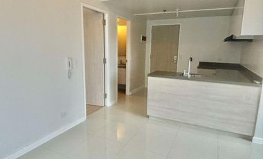 FOR RENT - LARGE 1BR UNIT WITH BALCONY SEA & MOUNTAINVIEW IN MANDANI BAY CEBU. WITH EXTRA ROOM FOR OFFICE OR MAID'S ROOM.