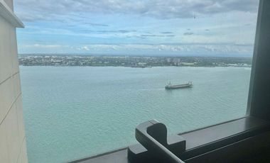FOR RENT - LARGE 1BR UNIT WITH BALCONY SEA & MOUNTAINVIEW IN MANDANI BAY CEBU. WITH EXTRA ROOM FOR OFFICE OR MAID'S ROOM.