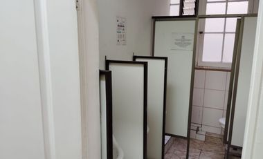 Venta Amplia Oficina Comercial Comuna de Providencia