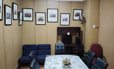 Venta Amplia Oficina Comercial Comuna de Providencia