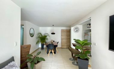 Extraordinario apartamento de 74 m2 en Senderos de San Silvestre con vista a Cerritos. Av. Sur.