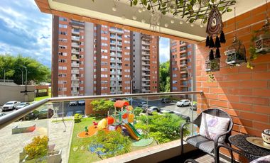 Extraordinario apartamento de 74 m2 en Senderos de San Silvestre con vista a Cerritos. Av. Sur.
