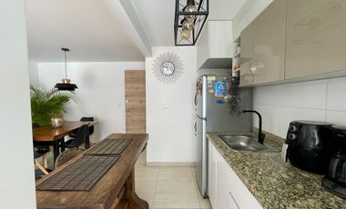 Extraordinario apartamento de 74 m2 en Senderos de San Silvestre con vista a Cerritos. Av. Sur.