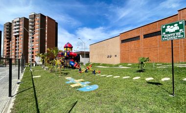 Extraordinario apartamento de 74 m2 en Senderos de San Silvestre con vista a Cerritos. Av. Sur.