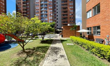 Extraordinario apartamento de 74 m2 en Senderos de San Silvestre con vista a Cerritos. Av. Sur.