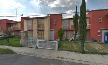 CASA EN CALLE PASEO ROSA, PASEOS DE SAN JUAN, ZUMPANGO, MÉXICO. ¡NO CRÉDITOS!