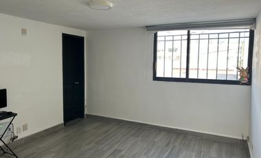 Hermosa Casa en venta recién remodelada. a unos pasos del eje 6 Sur