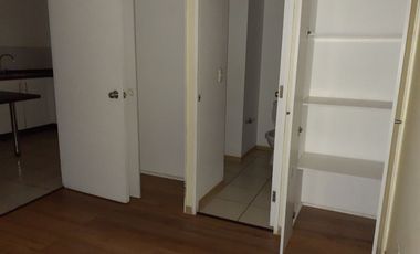 1 dormitorio con bodega