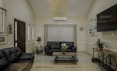 Casa en venta en Aralias, Puerto Vallarta – con mini departamento