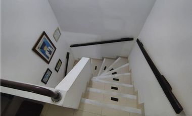 VENTA CASA EN CONJUNTO CERRADO SECTOR CISNE SANTA MARTA – H.I