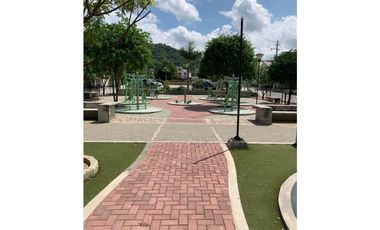 VENTA CASA EN CONJUNTO CERRADO SECTOR CISNE SANTA MARTA – H.I