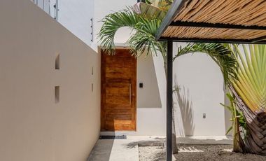 Casa independiente con gran alberca y jardín en La Veleta, Tulum