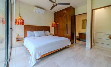 Casa independiente con gran alberca y jardín en La Veleta, Tulum