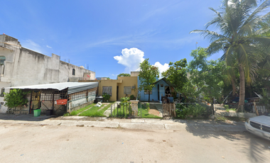 CASA UBICADA EN CALLE MARGARITAS, LAS PALMAS, PLAYA DEL CARMEN, QUINTANA ROO, MÉXICO. ¡NO SE ACEPTAN  CRÉDITOS!