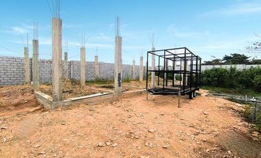 Se vende terreno con cerramiento en Machala