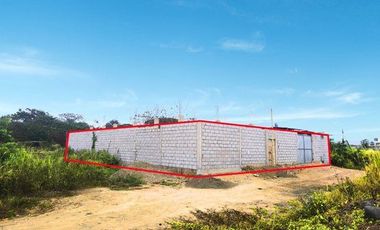 Se vende terreno con cerramiento en Machala