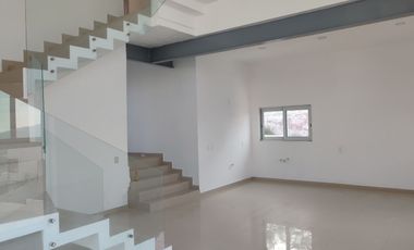Dos Casas de Oportunidad en El Mismo Terreno en El Fracc. Cortijo San Agustín