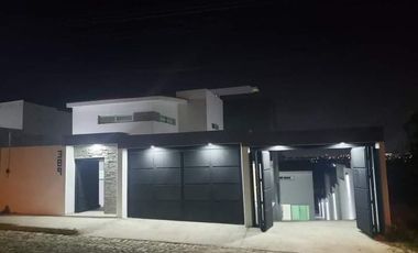 Dos Casas de Oportunidad en El Mismo Terreno en El Fracc. Cortijo San Agustín
