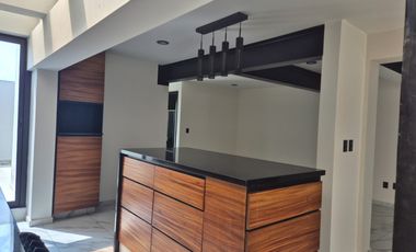 RENTA DE CASA EN MAYORAZGO CIRCUITO CORRALEJO, LEÓN GTO.