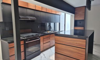RENTA DE CASA EN MAYORAZGO CIRCUITO CORRALEJO, LEÓN GTO.