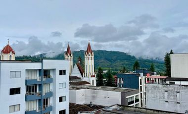 Extraordinario apartamento con vista a las montañas en Santa Rosa de Cabal. Parque de las Araucarias