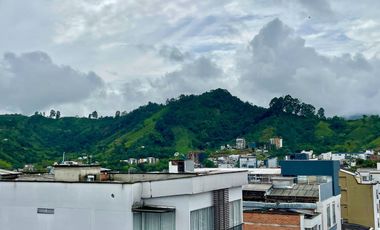 Extraordinario apartamento con vista a las montañas en Santa Rosa de Cabal. Parque de las Araucarias