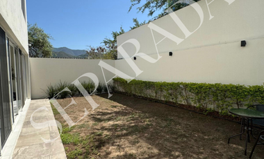 Residencia Separada – Cumbres de Santiago, Santiago, N.L.