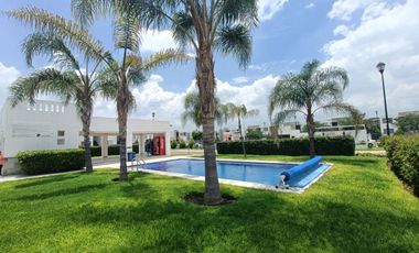 Departamento en Planta baja en venta en Paseos del Bosque