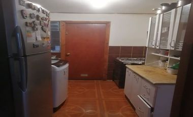 Casa Con Local Comercial en Pichilemu