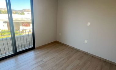 Aria Boscaje | Casa Modelo Madrigal con 3 recámaras, cocina integral, vestidor, sala de TV y jardín