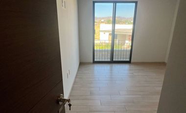Aria Boscaje | Casa Modelo Madrigal con 3 recámaras, cocina integral, vestidor, sala de TV y jardín