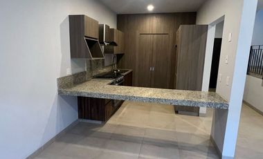 Aria Boscaje | Casa Modelo Madrigal con 3 recámaras, cocina integral, vestidor, sala de TV y jardín