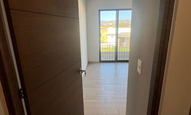 Aria Boscaje | Casa Modelo Madrigal con 3 recámaras, cocina integral, vestidor, sala de TV y jardín