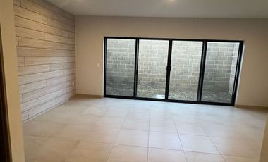 Aria Boscaje | Casa Modelo Madrigal con 3 recámaras, cocina integral, vestidor, sala de TV y jardín