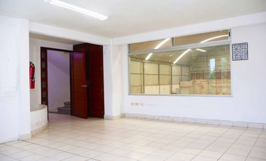 Oficinas en renta, C. Rosas N.224, Col. Bugambilias, Puebla.