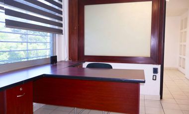 Oficinas en renta, C. Rosas N.224, Col. Bugambilias, Puebla.