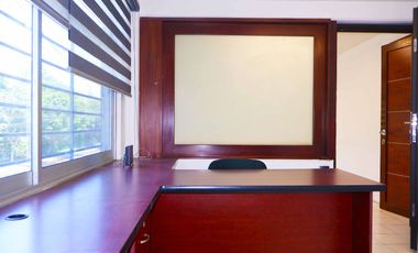 Oficinas en renta, C. Rosas N.224, Col. Bugambilias, Puebla.