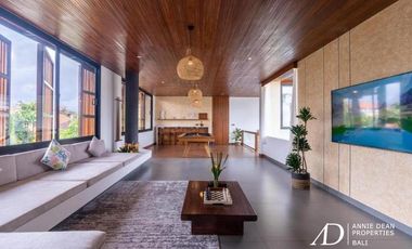 FREEHOLD/LEASEHOLD | TROPICAL VILLA IN PRIME BERAWA