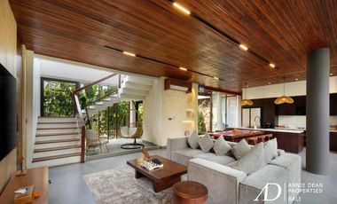 FREEHOLD/LEASEHOLD | TROPICAL VILLA IN PRIME BERAWA