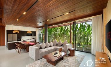 FREEHOLD/LEASEHOLD | TROPICAL VILLA IN PRIME BERAWA